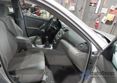 2010 Toyota Camry из США, поврежденный, VIN 4T1BF3EK7AU098629